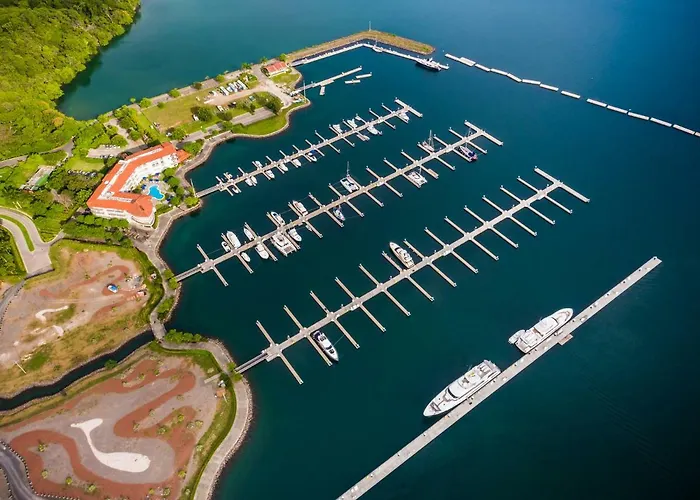 Hotel Marina Papagayo 3*